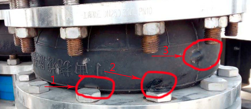【问题报告】橡胶接头安装后过度压缩导致损坏